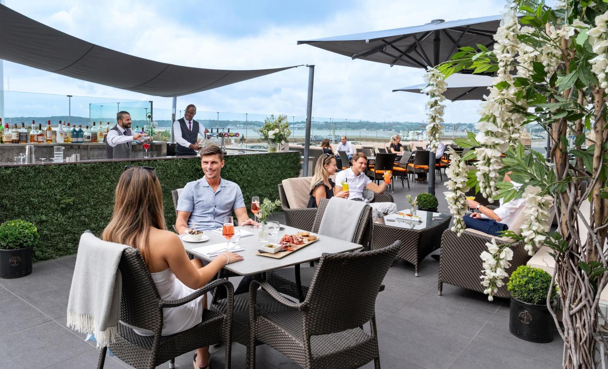 Grand Jersey Hotel And Spa Saint Helier Bagian luar foto The Terrace at the InterContinental London The O2