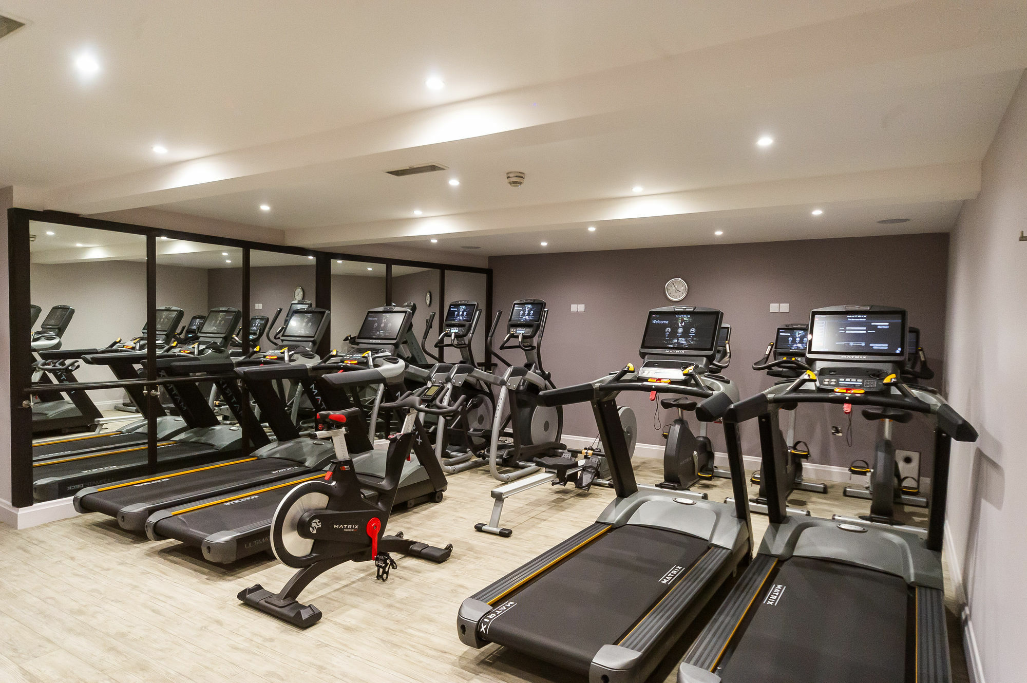 Grand Jersey Hotel And Spa Saint Helier Bagian luar foto The gym at the hotel