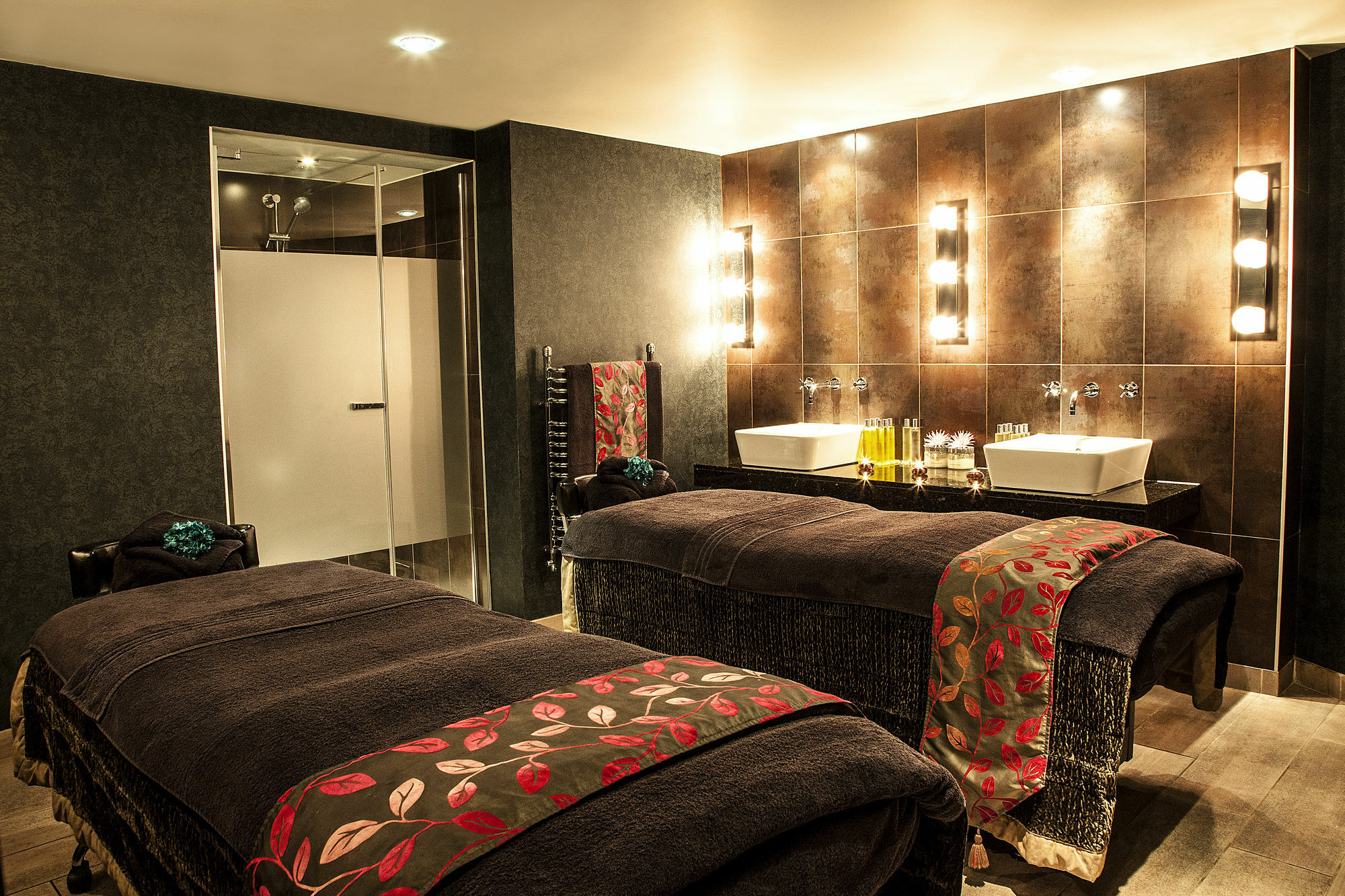 Grand Jersey Hotel And Spa Saint Helier Bagian luar foto The spa at The Dorchester