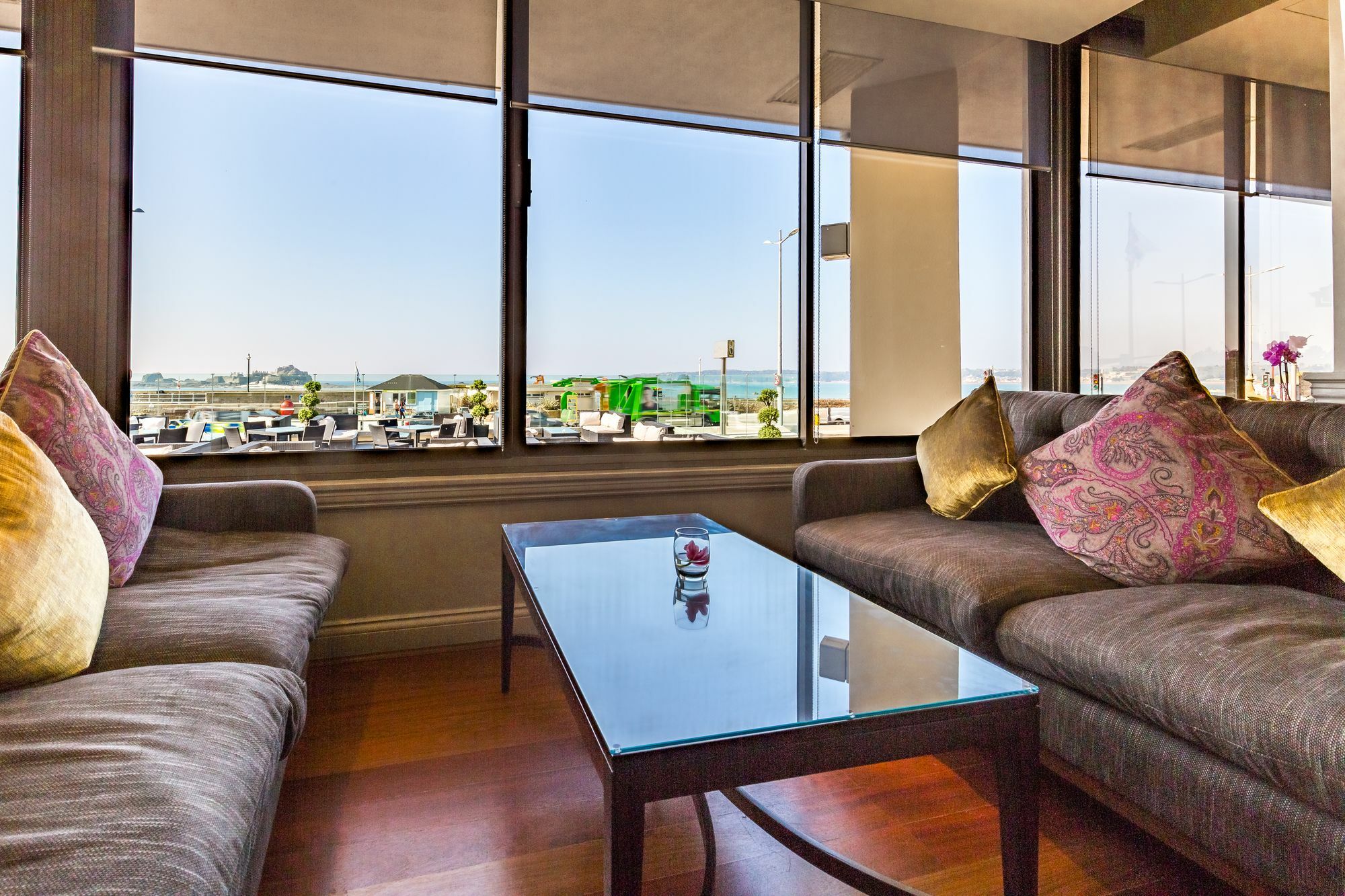 Grand Jersey Hotel And Spa Saint Helier Bagian luar foto The Club Lounge at the Hilton Sydney